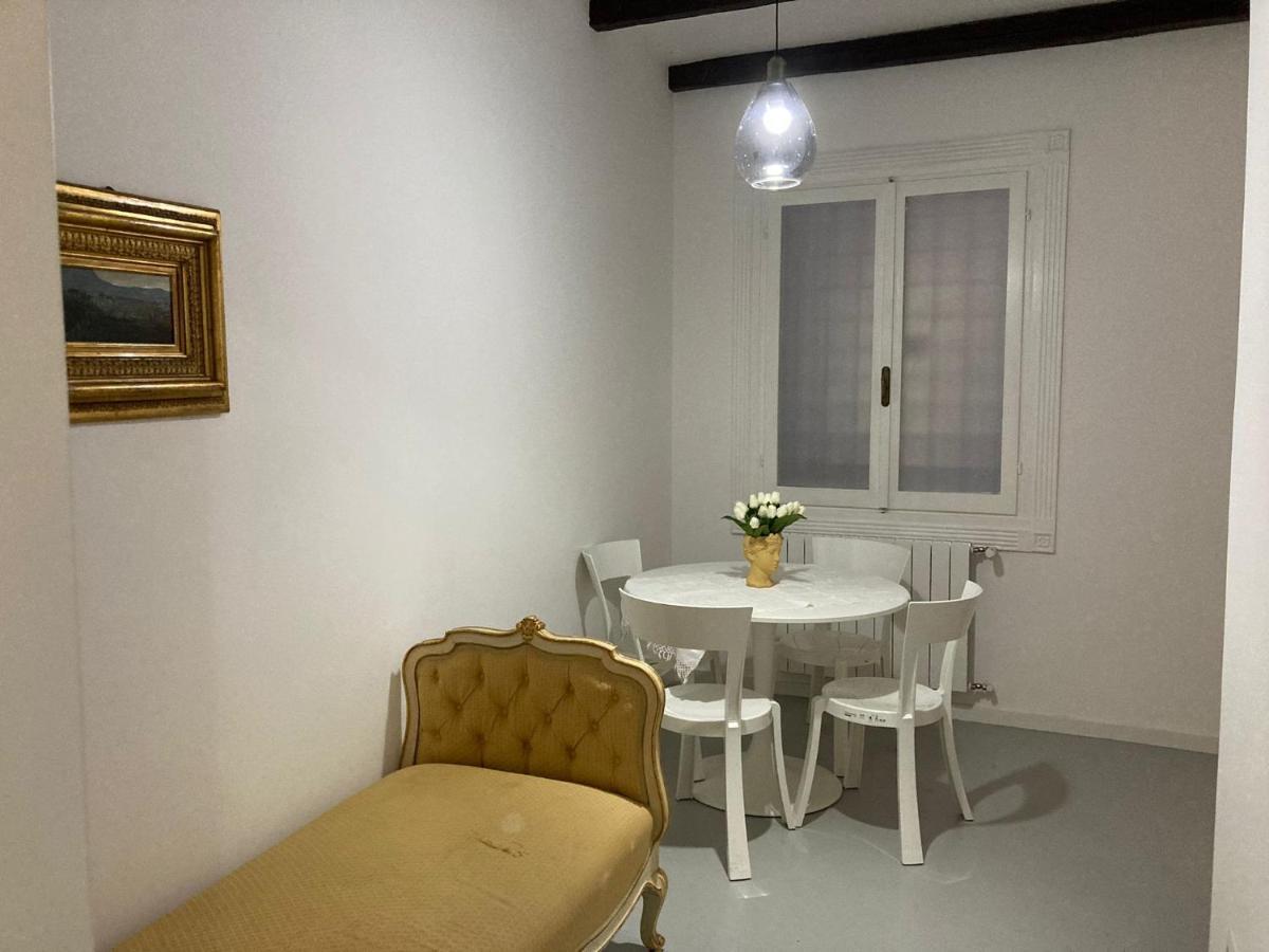 Apartment In The Rome's Soul Close To Navona Square